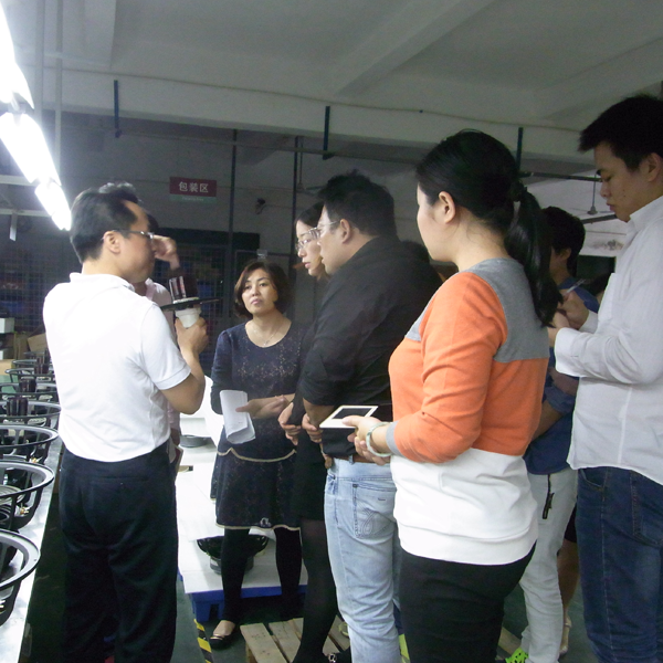 毅廷喇叭厂首次扒皮会议